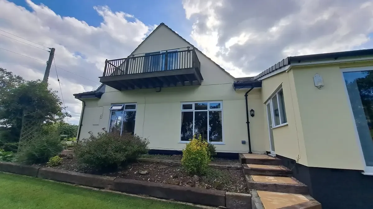 Clean Exterior Finish